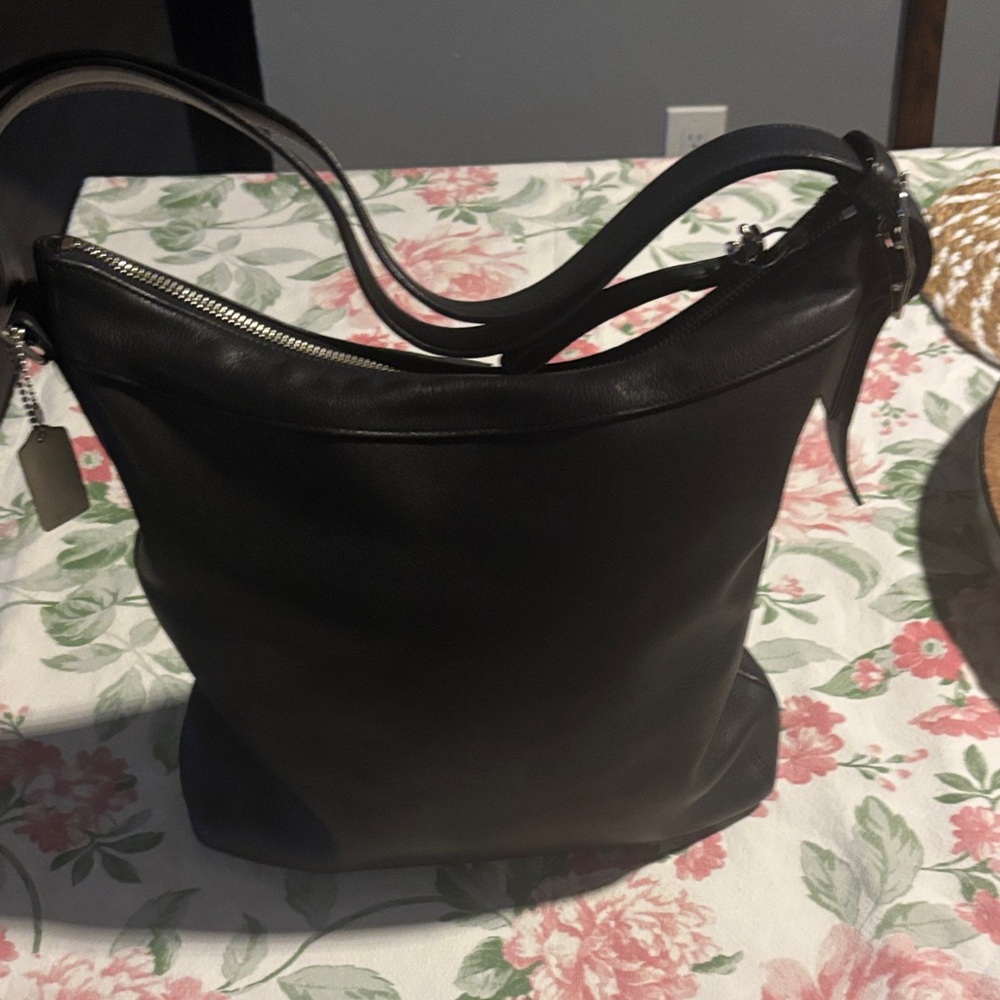 Coach Black Leather Shoulder Bag